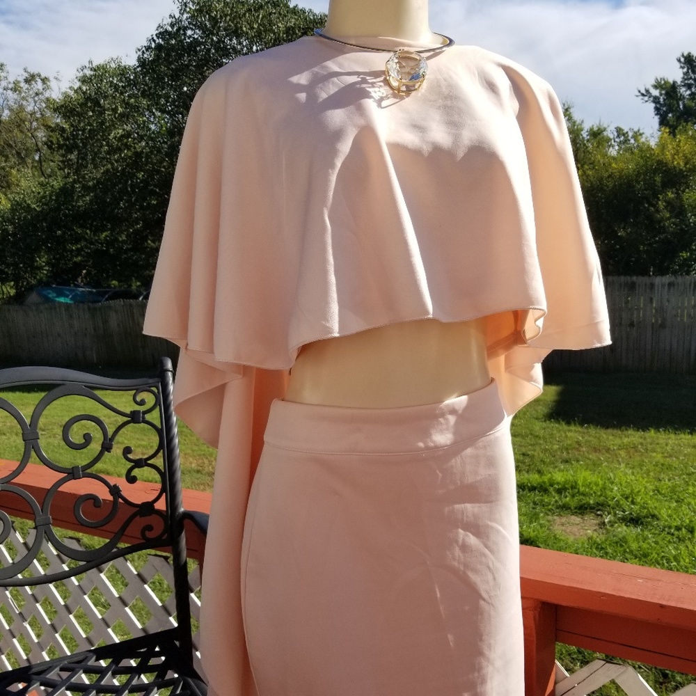 Cute 2 piece skirt set cape croptop